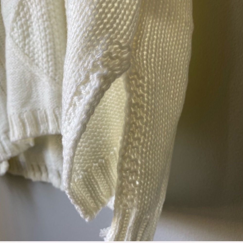 White Tassel Sweater - Picture 5 of 8